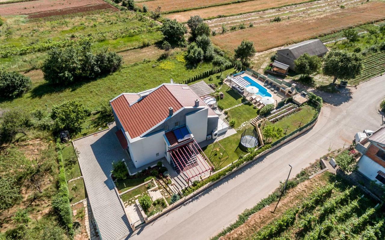 Luxury Villa Nadalina-Dicmo Dugopolje Kültér fotó