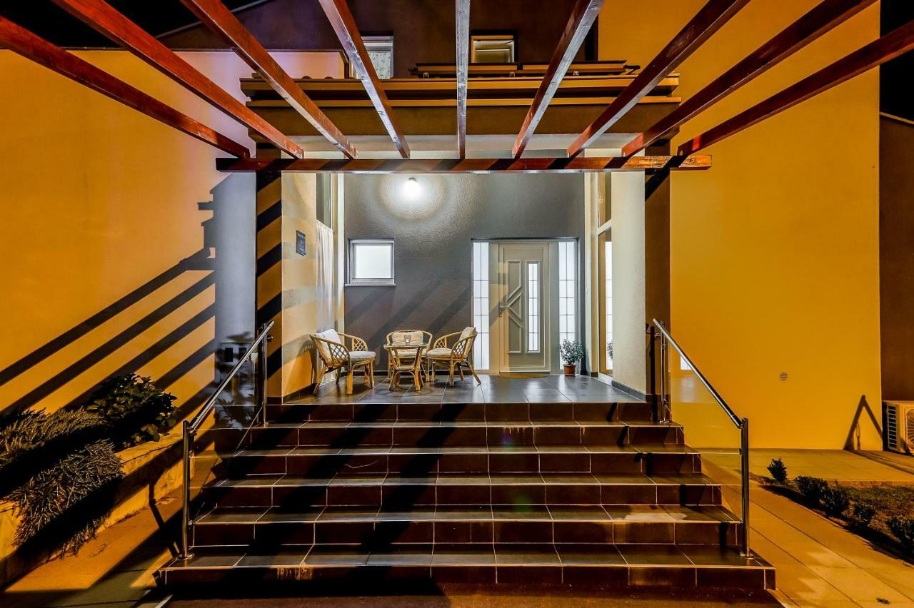 Luxury Villa Nadalina-Dicmo Dugopolje Kültér fotó