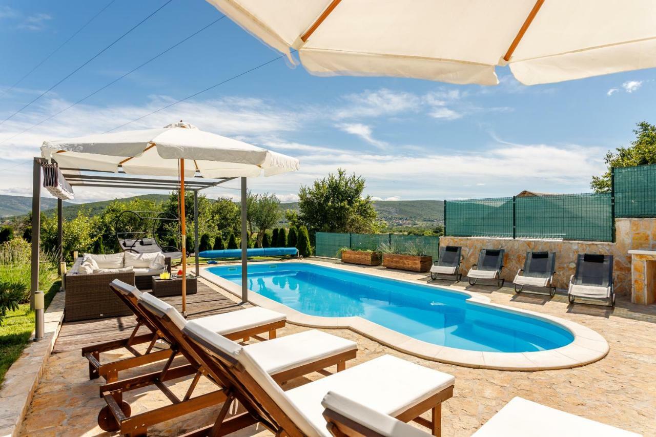 Luxury Villa Nadalina-Dicmo Dugopolje Kültér fotó