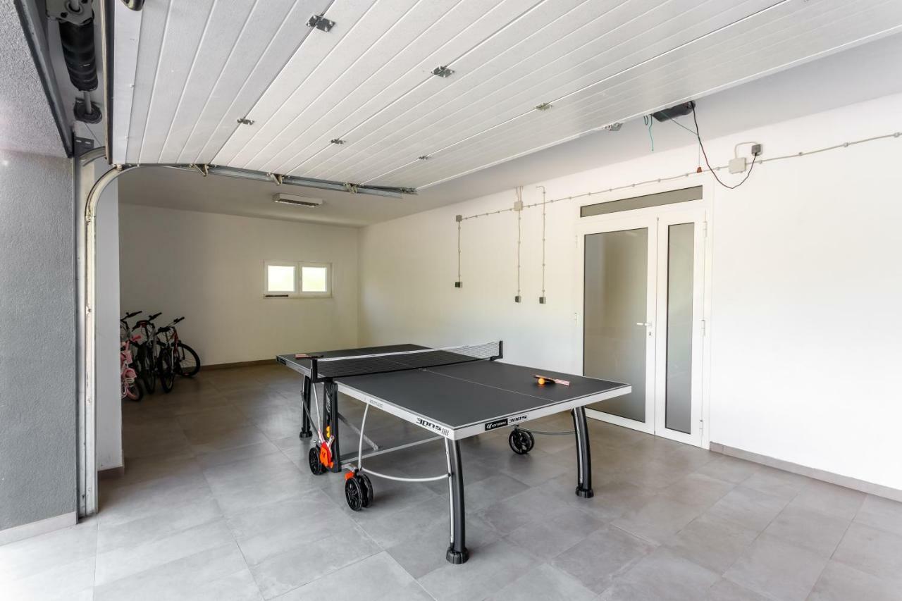 Luxury Villa Nadalina-Dicmo Dugopolje Kültér fotó